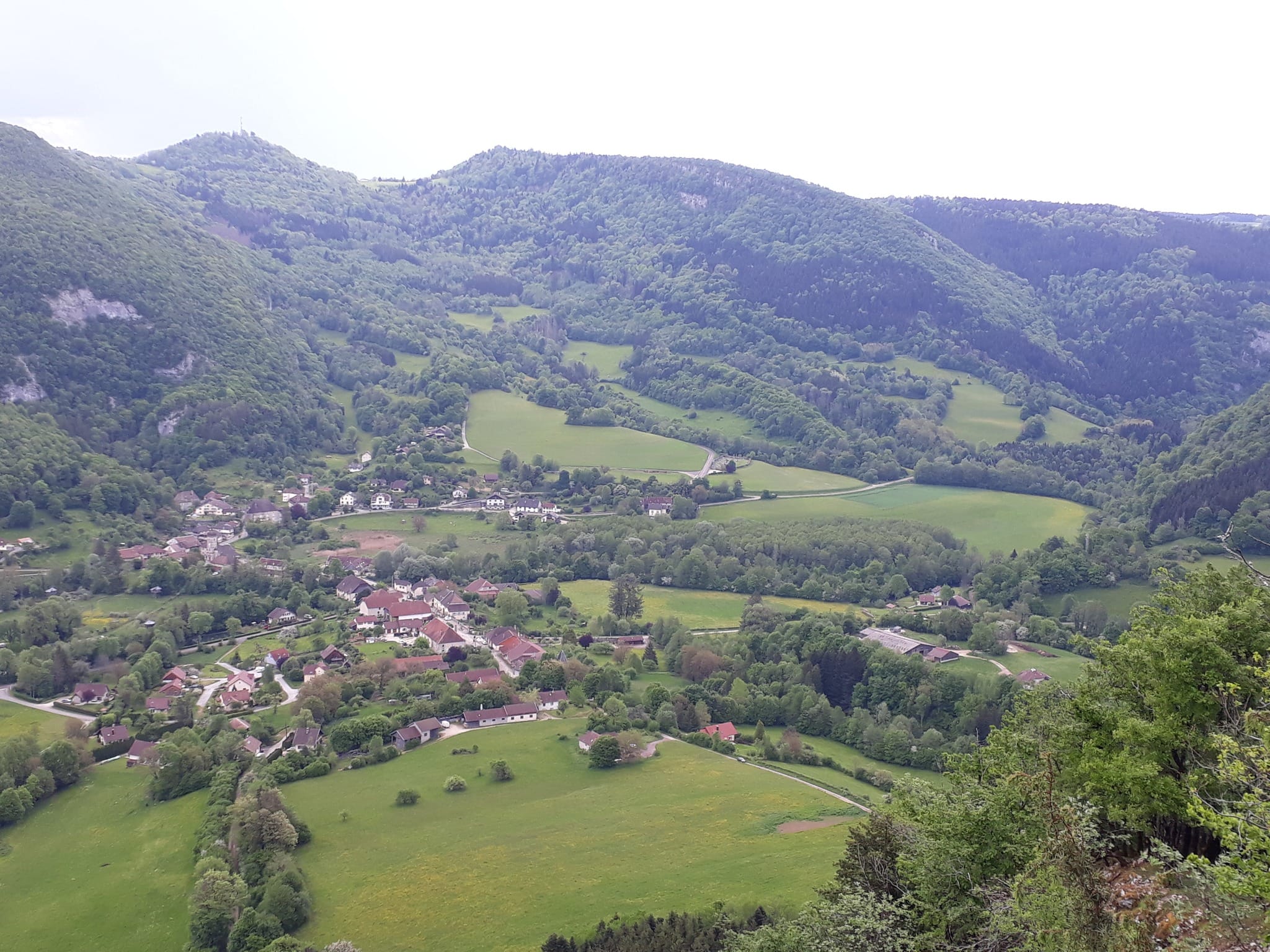 Petite histoire d’un rendez-vous poétique à Nans sous Sainte Anne … (…)