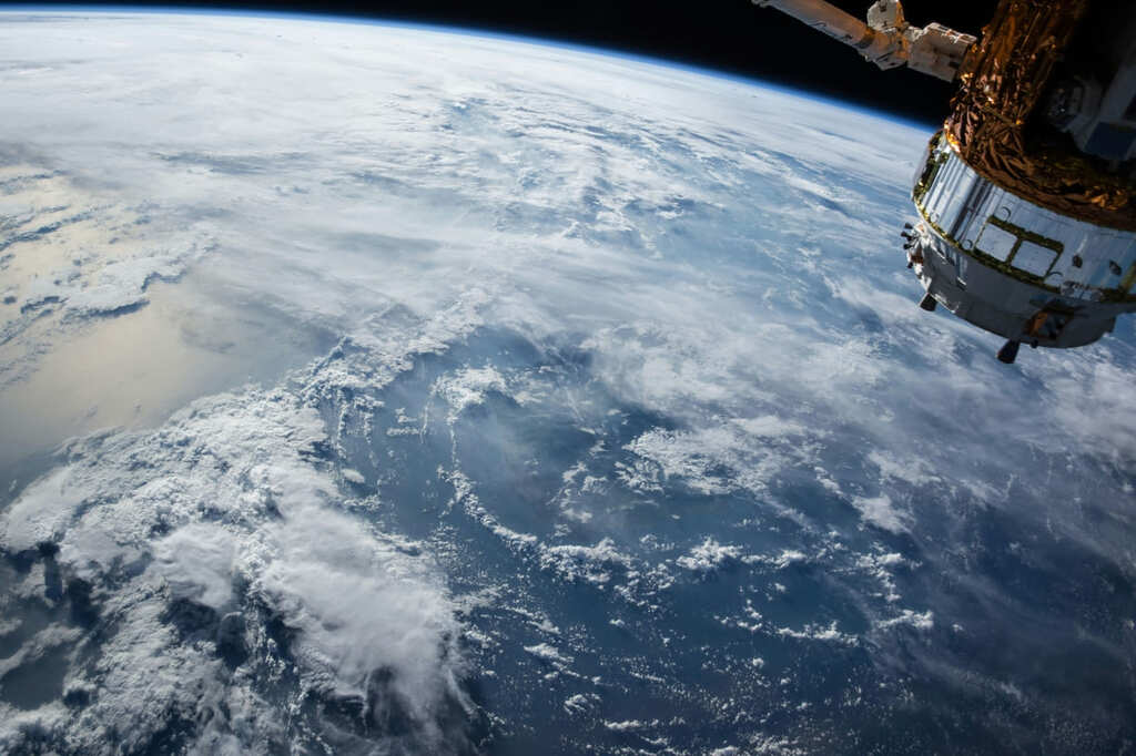 Une image de la terre vue par un satellite